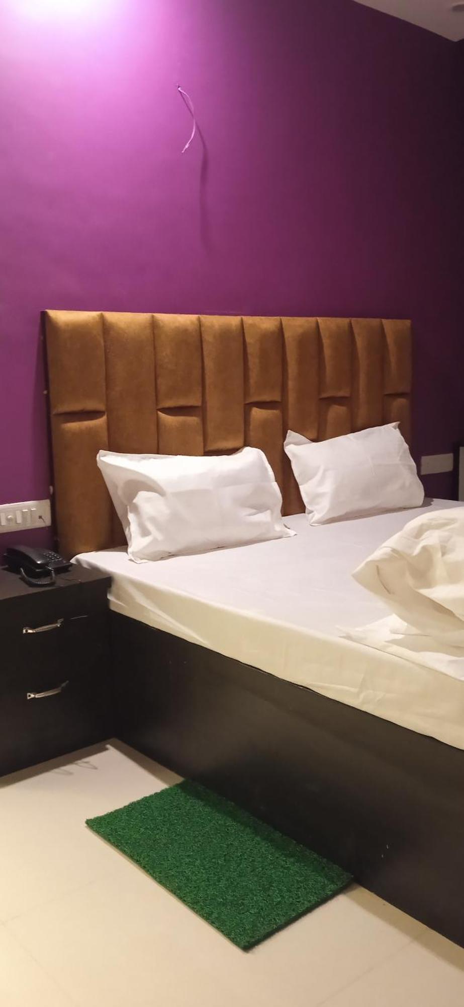 Adikeshav Guest house Varanasi
